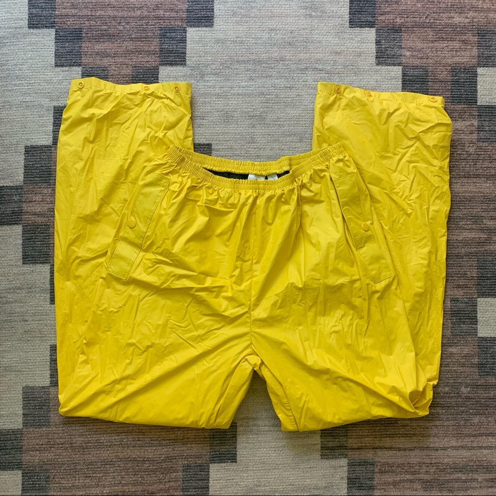 VINTAGE COLUMBIA RUBBER YELLOW RAIN PANTS